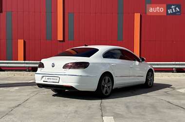Купе Volkswagen CC / Passat CC 2015 в 