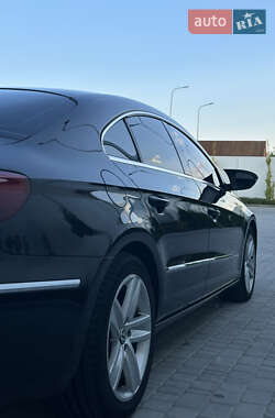 Купе Volkswagen CC / Passat CC 2015 в 