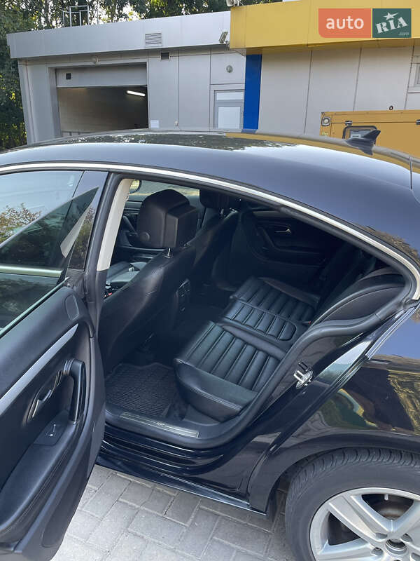 Купе Volkswagen CC / Passat CC 2015 в Виннице