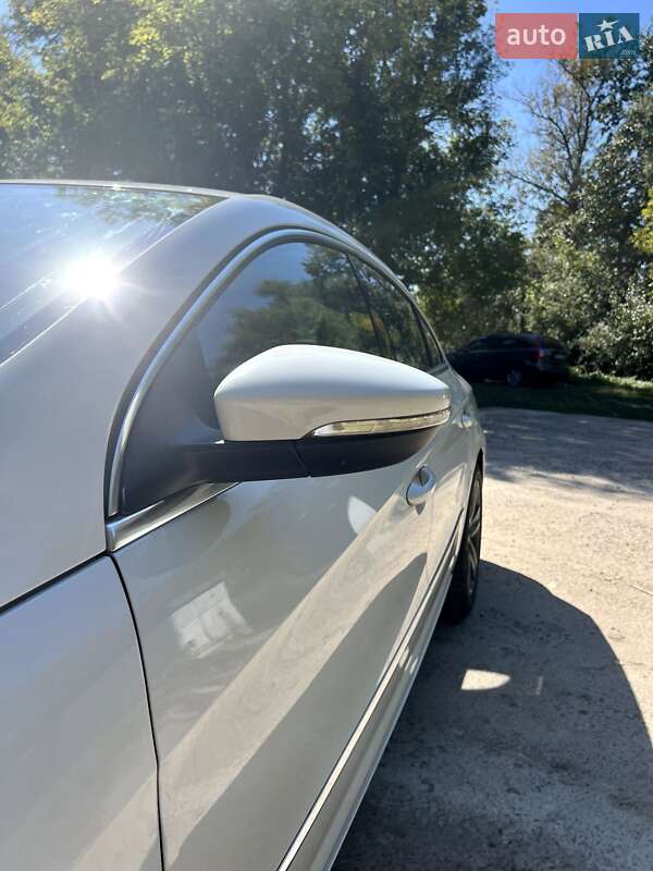 Купе Volkswagen CC / Passat CC 2016 в Чернігові