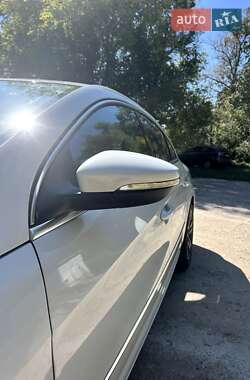 Купе Volkswagen CC / Passat CC 2016 в 
