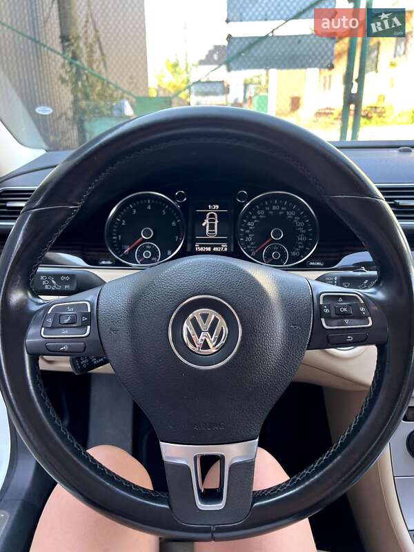 Купе Volkswagen CC / Passat CC 2016 в Чернігові
