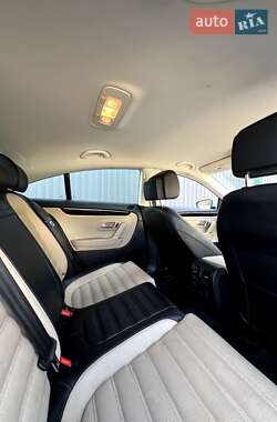 Купе Volkswagen CC / Passat CC 2016 в 