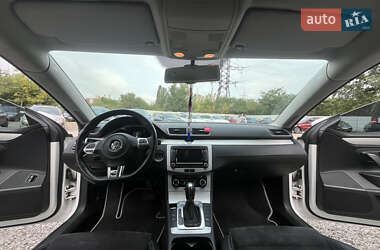 Купе Volkswagen CC / Passat CC 2011 в 