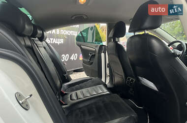 Купе Volkswagen CC / Passat CC 2011 в 