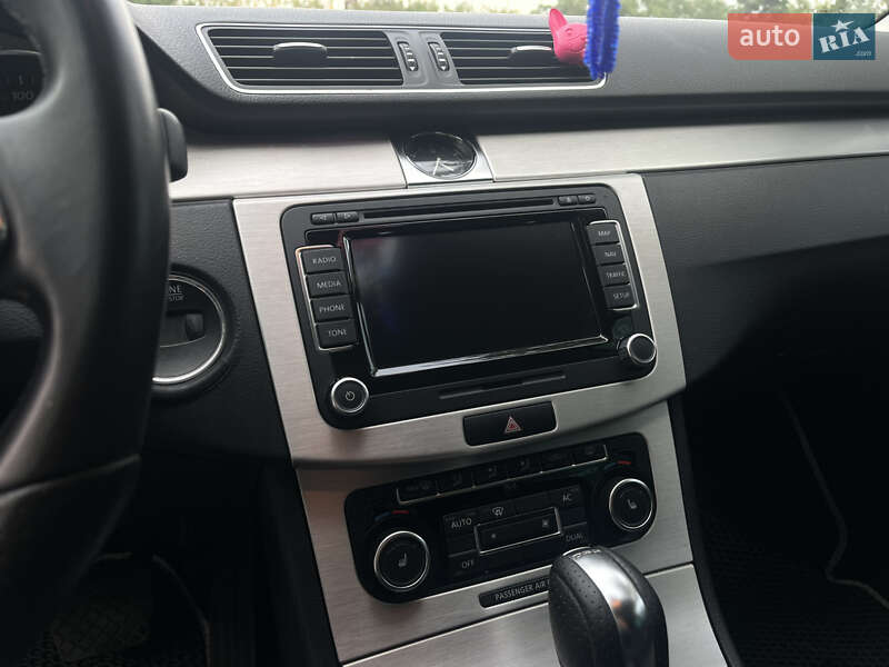 Купе Volkswagen CC / Passat CC 2011 в Харькове