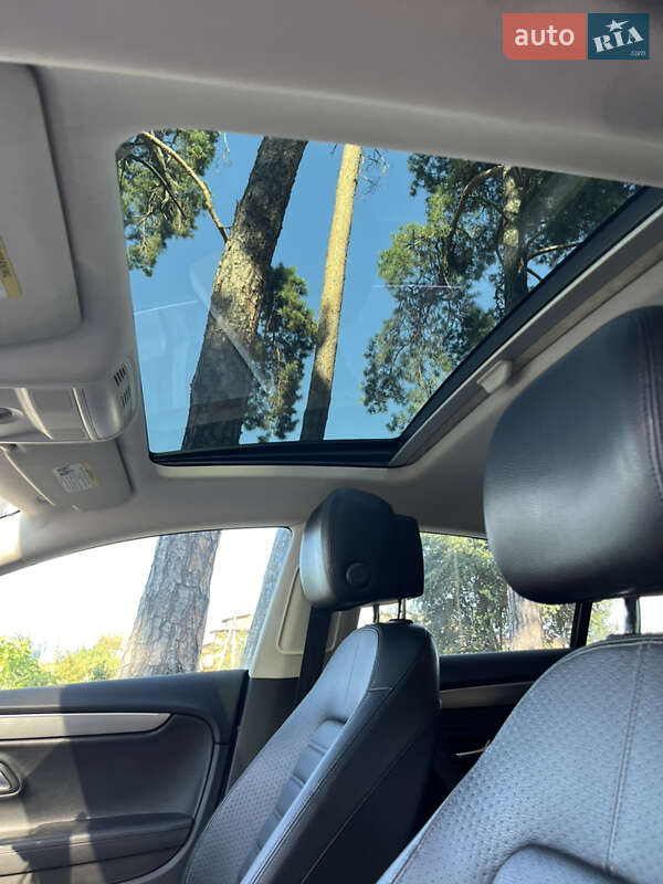 Купе Volkswagen CC / Passat CC 2012 в Виннице