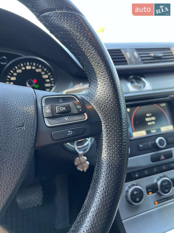 Купе Volkswagen CC / Passat CC 2012 в Виннице