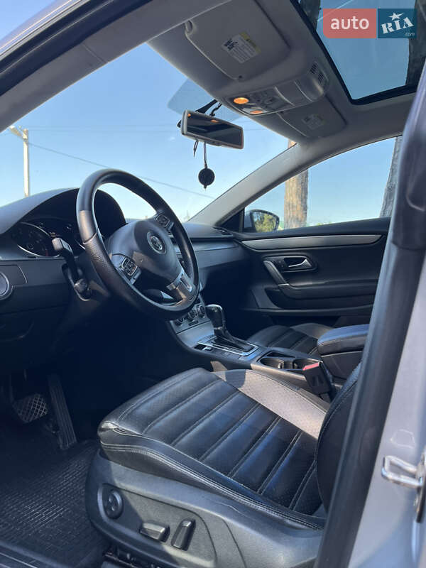 Купе Volkswagen CC / Passat CC 2012 в Виннице
