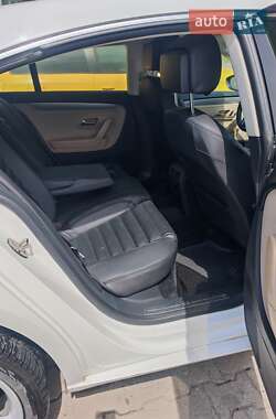 Купе Volkswagen CC / Passat CC 2013 в 