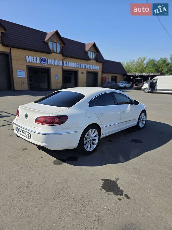 Купе Volkswagen CC / Passat CC 2012 в Умани