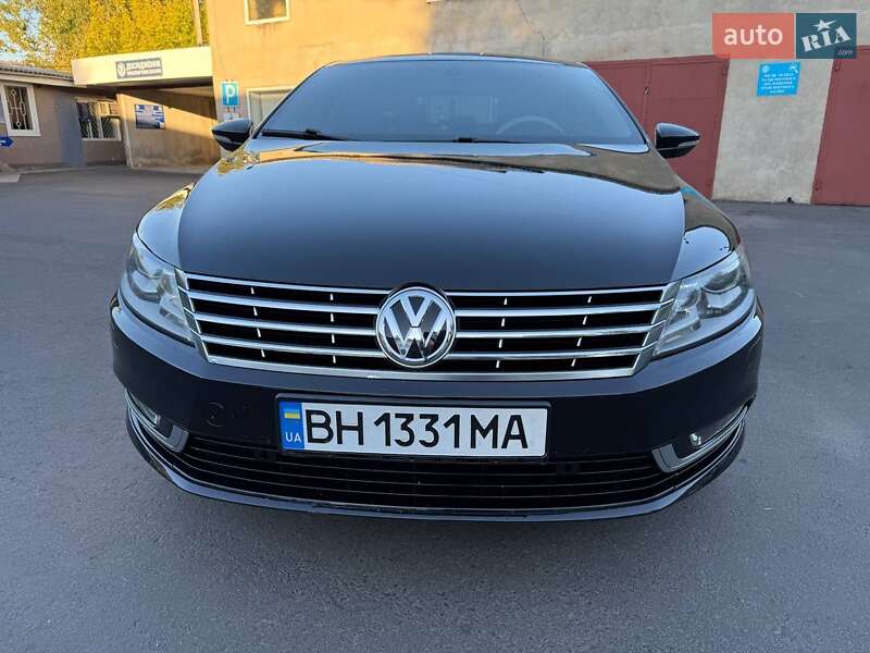 Купе Volkswagen CC / Passat CC 2012 в 