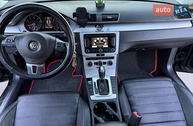 Купе Volkswagen CC / Passat CC 2012 в 
