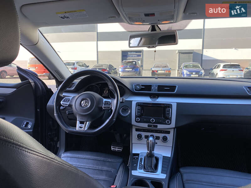 Купе Volkswagen CC / Passat CC 2014 в Львове