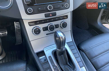Купе Volkswagen CC / Passat CC 2014 в 