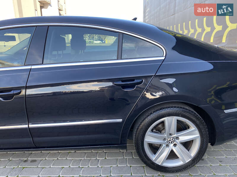 Купе Volkswagen CC / Passat CC 2014 в Львове