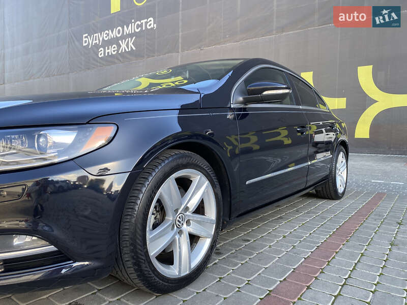 Купе Volkswagen CC / Passat CC 2014 в Львове