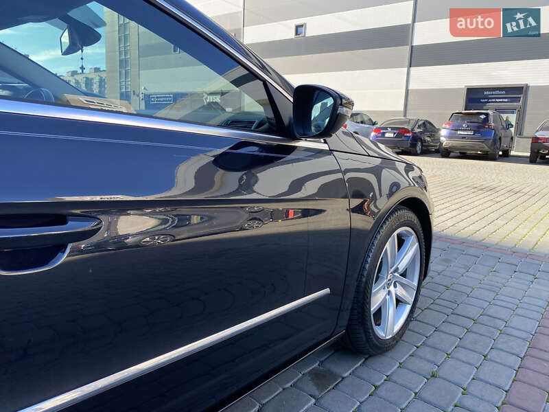 Купе Volkswagen CC / Passat CC 2014 в Львове