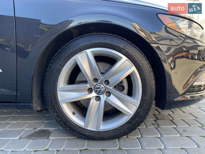 Купе Volkswagen CC / Passat CC 2014 в Львове