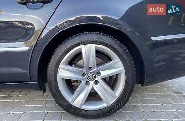 Купе Volkswagen CC / Passat CC 2014 в 