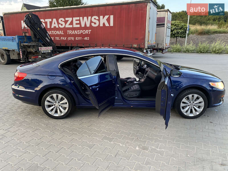 Купе Volkswagen CC / Passat CC 2010 в Хмельницком
