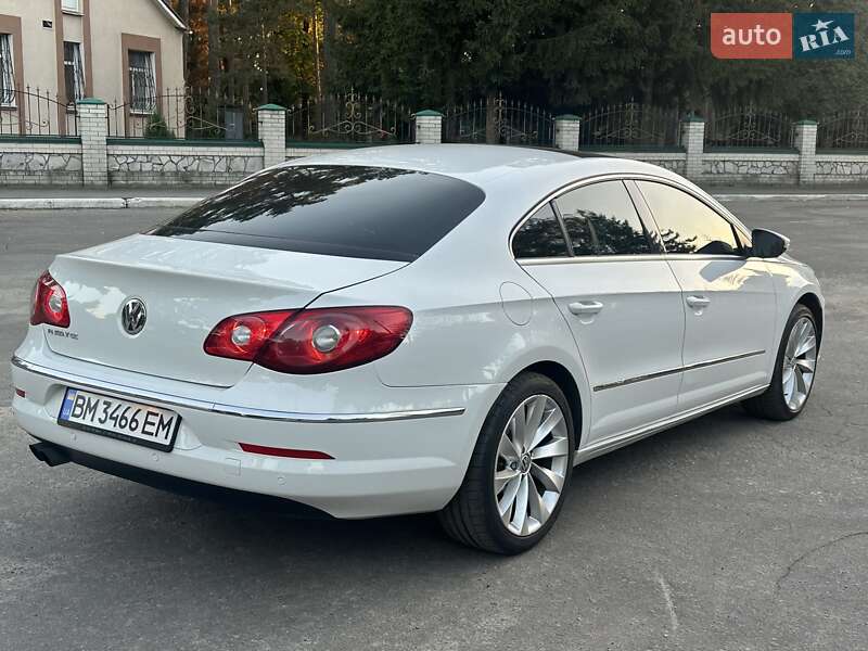 Купе Volkswagen CC / Passat CC 2010 в Сумах