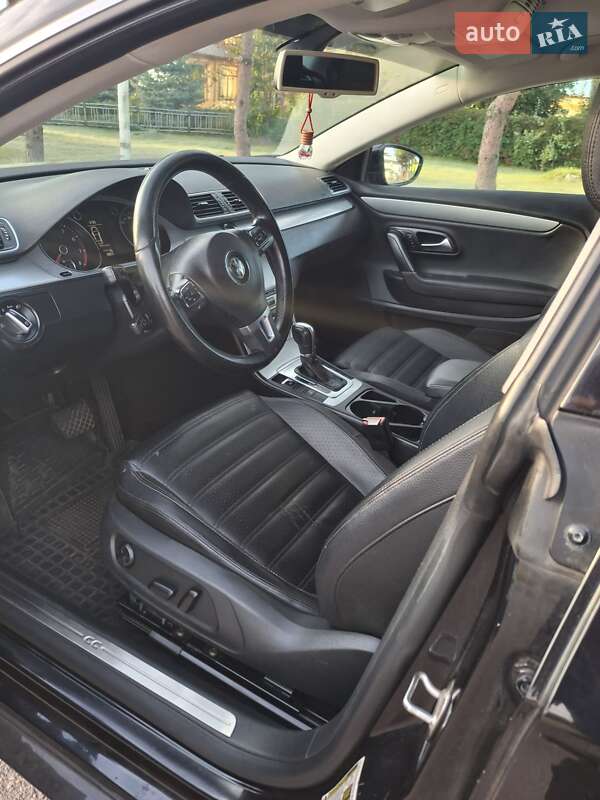 Купе Volkswagen CC / Passat CC 2012 в Виннице