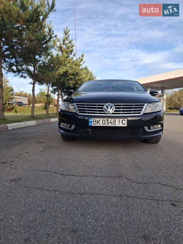 Купе Volkswagen CC / Passat CC 2012 в Виннице