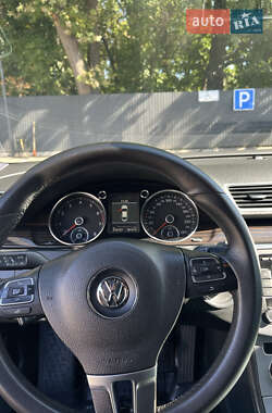 Купе Volkswagen CC / Passat CC 2012 в 