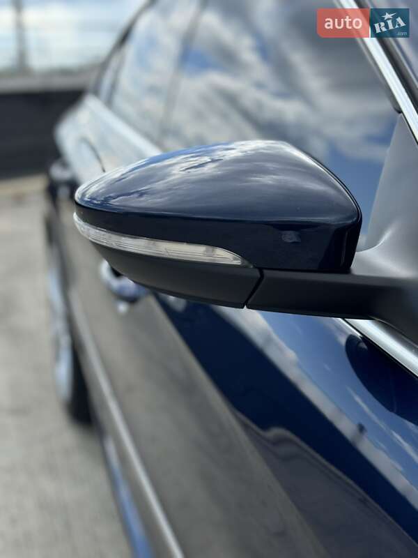Купе Volkswagen CC / Passat CC 2014 в Киеве
