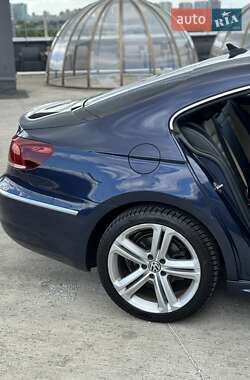 Купе Volkswagen CC / Passat CC 2014 в 