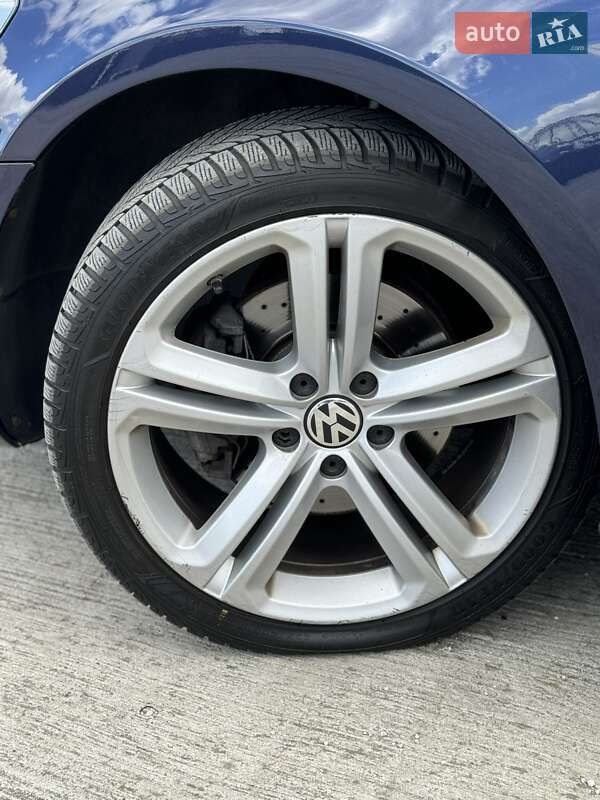 Купе Volkswagen CC / Passat CC 2014 в Киеве