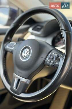 Купе Volkswagen CC / Passat CC 2014 в 
