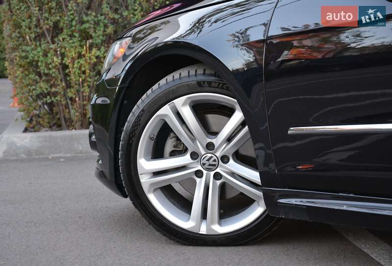 Купе Volkswagen CC / Passat CC 2014 в Киеве