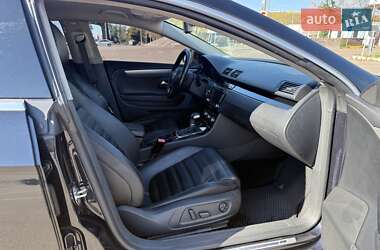 Купе Volkswagen CC / Passat CC 2010 в 