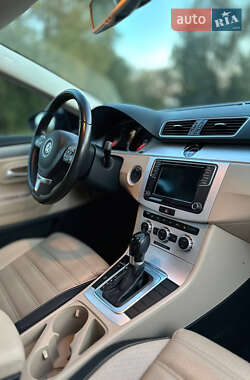 Купе Volkswagen CC / Passat CC 2015 в 