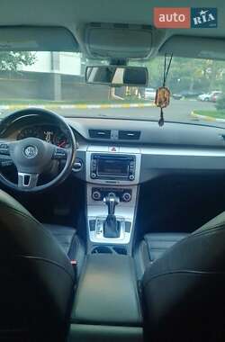 Купе Volkswagen CC / Passat CC 2010 в 