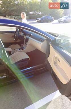 Купе Volkswagen CC / Passat CC 2013 в 
