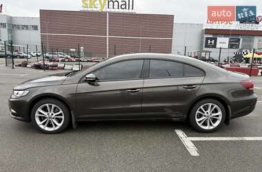 Купе Volkswagen CC / Passat CC 2013 в 