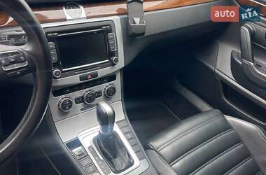 Купе Volkswagen CC / Passat CC 2015 в 
