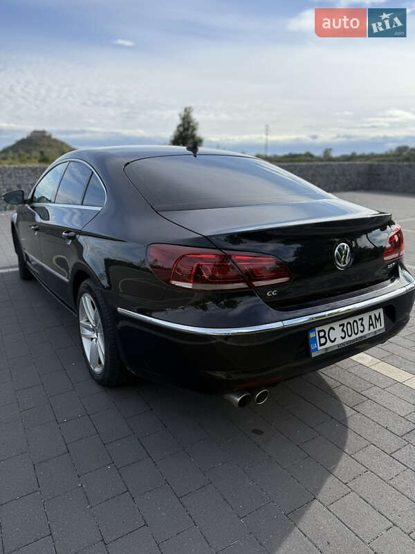 Купе Volkswagen CC / Passat CC 2012 в Мукачево
