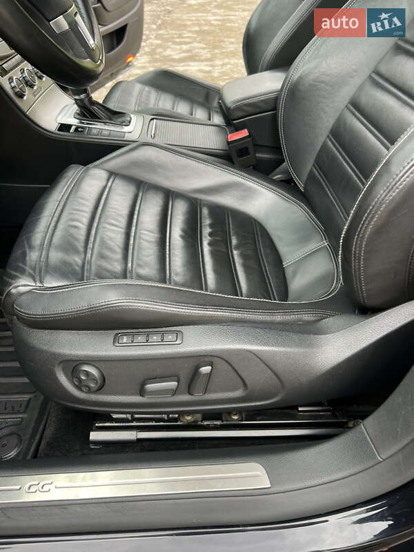 Купе Volkswagen CC / Passat CC 2012 в Залещиках