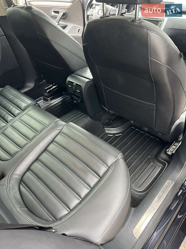 Купе Volkswagen CC / Passat CC 2012 в Залещиках