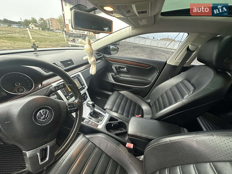 Купе Volkswagen CC / Passat CC 2012 в Полтаві