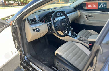 Купе Volkswagen CC / Passat CC 2015 в 