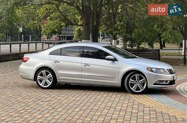 Купе Volkswagen CC / Passat CC 2012 в 