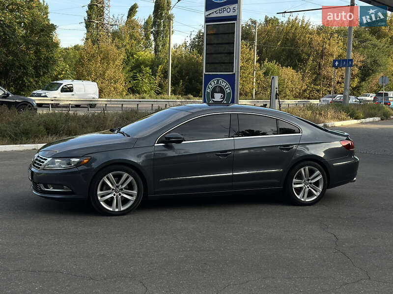 Купе Volkswagen CC / Passat CC 2012 в Днепре