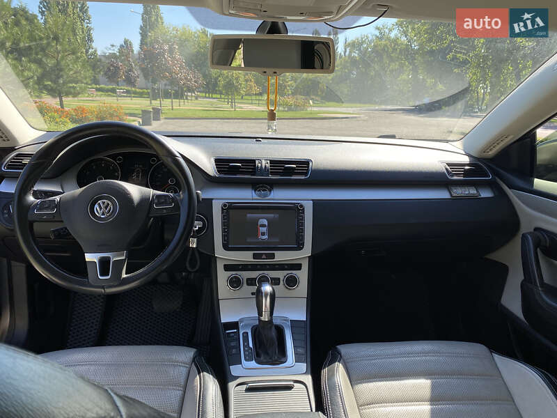 Купе Volkswagen CC / Passat CC 2012 в Кременчуге
