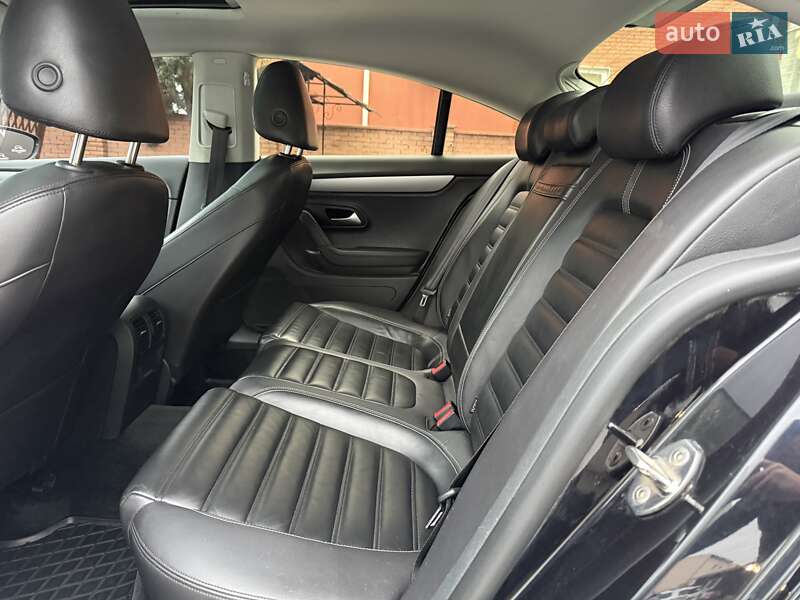 Купе Volkswagen CC / Passat CC 2011 в Вінниці