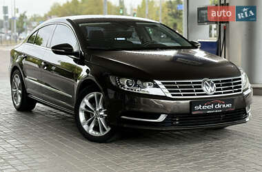 Купе Volkswagen CC / Passat CC 2016 в 